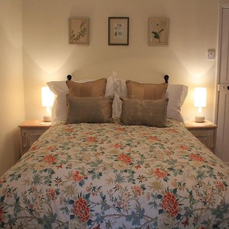 Church Farmhouse B & B Kennett Zimmer foto