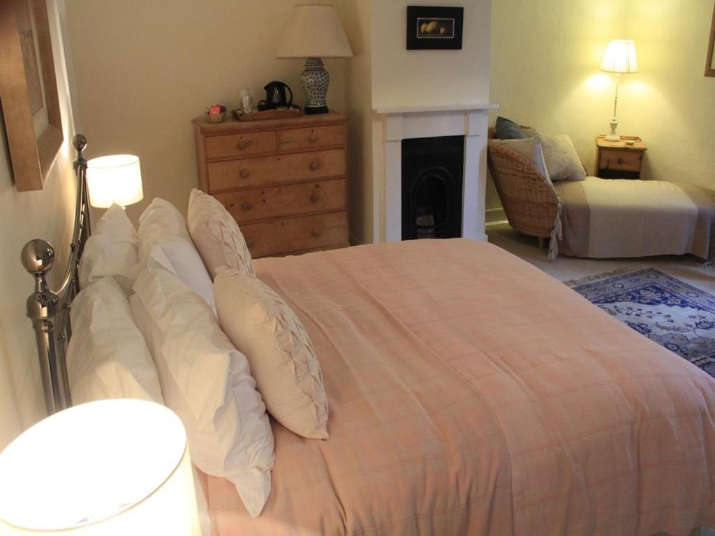 Church Farmhouse B & B Kennett Zimmer foto